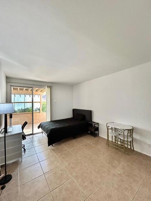 Image 14 of 27 For 78205 Cortez Lane 177