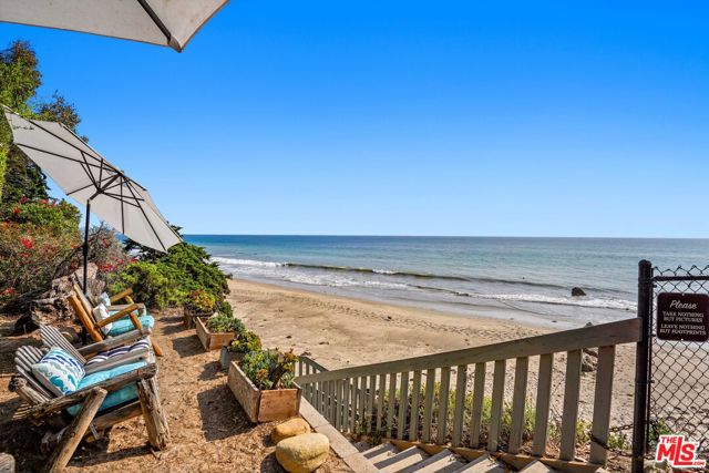 31763 Cottontail Lane, Malibu CA: https://media.crmls.org/mediaz/50ccce4c-5b64-4566-a8f9-f6a20fa0c0ba.jpg