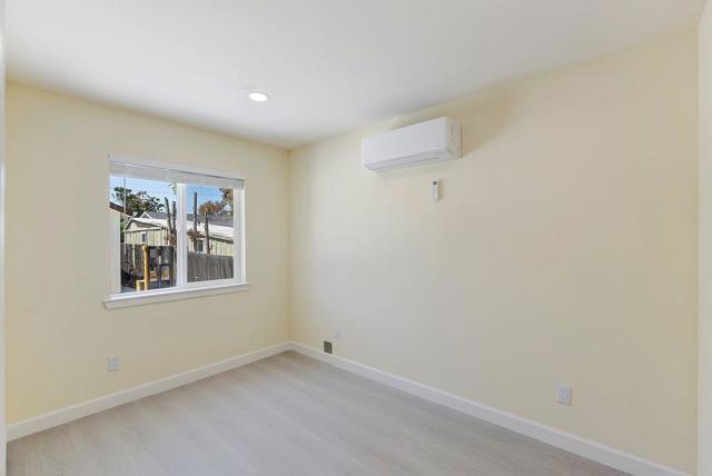 264 N 34th Street, San Jose CA: https://media.crmls.org/mediaz/50cd0b4c-bcd1-40cc-a68d-50c7f4966bb2.jpg