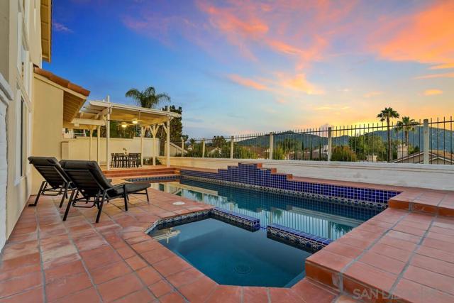 45703 Calle Ayora, Temecula CA: https://media.crmls.org/mediaz/50cdb61a-95ce-40a0-961e-d0f8f22ee569.jpg