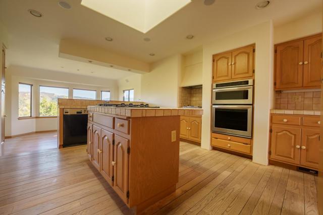 54 Corral De Tierra Road, Salinas CA: https://media.crmls.org/mediaz/50ce0d44-d80d-4f1f-abe4-d5818c93f7c0.jpg