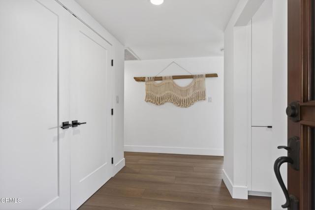 Detail Gallery Image 6 of 61 For 1221 Colina Vt, Ventura,  CA 93003 - 4 Beds | 2/1 Baths