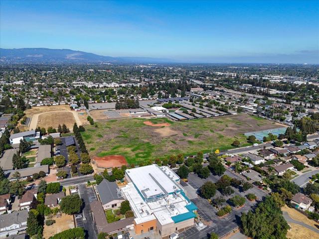 650 Ardis Avenue, San Jose CA: https://media.crmls.org/mediaz/50ce3c82-c550-4544-b9f9-33807c05035e.jpg