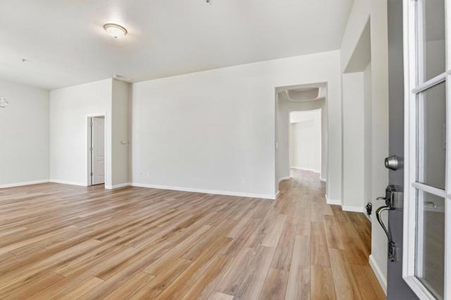 Image 6 of 44 For 631 Elm Avenue