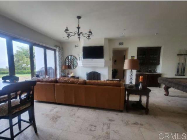 Detail Gallery Image 11 of 21 For 6540 El Camino Del Teatro, La Jolla,  CA 92037 - 5 Beds | 6 Baths