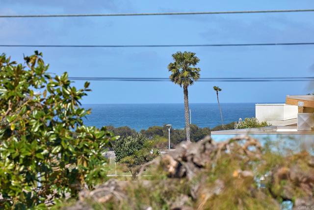 159 Mozart Avenue, Cardiff by the Sea CA: https://media.crmls.org/mediaz/50d52bcb-c7f6-4a90-be71-d6140d99beba.jpg