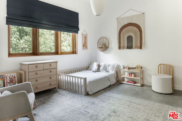 22575 Monte Vista Drive, Topanga CA: https://media.crmls.org/mediaz/50d5c380-ce91-49c8-82c2-413f592677cd.jpg