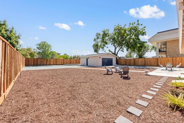 4172 Will Rogers Drive, San Jose CA: https://media.crmls.org/mediaz/50d66e17-d883-4507-b301-d91bb9b1b8c5.jpg