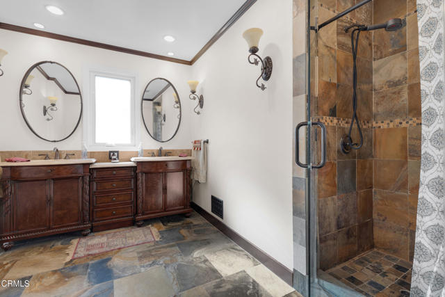 1807 Vistillas Road, Altadena CA: https://media.crmls.org/mediaz/50d6ca19-3147-4581-a56d-53a3d2f62a65.jpg