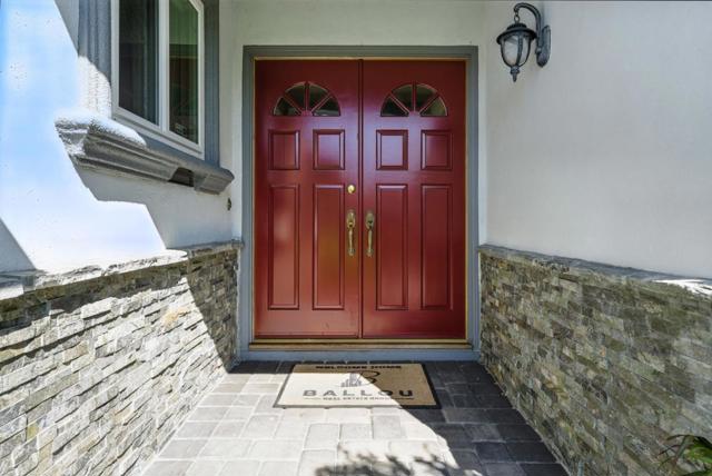 4957 New Compton Court, San Jose CA: https://media.crmls.org/mediaz/50d70aa9-a3ab-4fe2-90ad-07fe6a18e52d.jpg