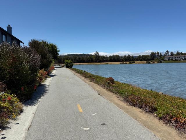 159 Port Royal Avenue, Foster City CA: https://media.crmls.org/mediaz/50d70ad9-6d0c-452f-891c-189c33b17490.jpg