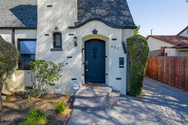 652 N Orchard Drive, Burbank, CA, 91506 652 N Orchard Drive, Burbank, CA, 91506