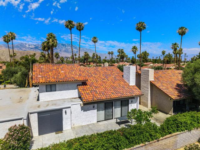 37710 Los Cocos E Drive, Rancho Mirage CA: https://media.crmls.org/mediaz/50d81f3d-79e5-4e41-9f98-17dd3bb1e07c.jpg