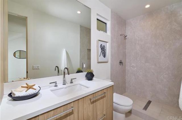 Detail Gallery Image 15 of 29 For 3901 Haines, San Diego,  CA 92109 - – Beds | – Baths