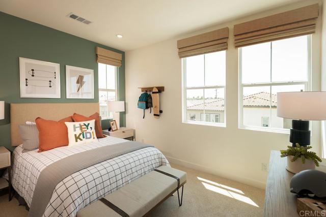 Detail Gallery Image 14 of 21 For 512 Avenida Centro #114,  Chula Vista,  CA 91910 - 3 Beds | 2/2 Baths