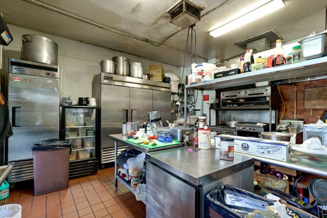 Detail Gallery Image 10 of 25 For 155 E 7th St, Oxnard,  CA 93030 - – Beds | – Baths