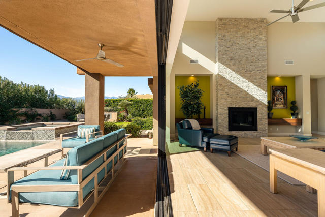 15 Via Montagna, Rancho Mirage CA: https://media.crmls.org/mediaz/50da0c42-511b-4786-8083-d82a7bd07233.jpg