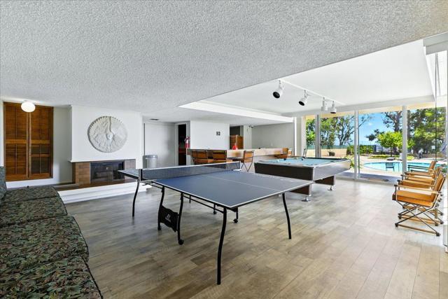 400 Davey Glen Road, Belmont CA: https://media.crmls.org/mediaz/50da3c82-c905-41e6-a910-c9b0b803333e.jpg