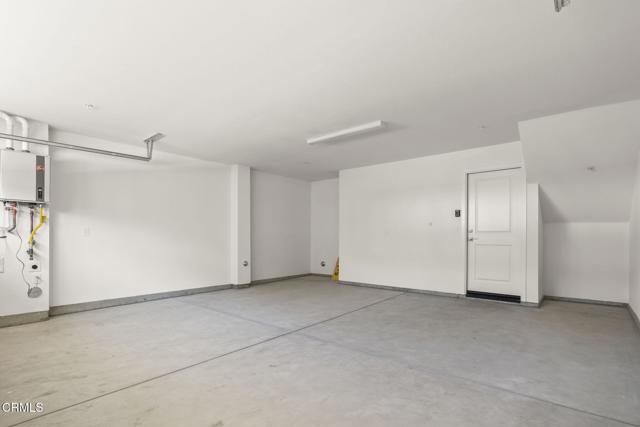2402 Channel Drive, Ventura CA: https://media.crmls.org/mediaz/50da5522-44a8-4a27-9a16-22cd331e3293.jpg