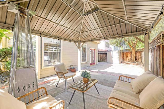 4301 Horner St, Union City CA: https://media.crmls.org/mediaz/50dafafc-c142-45fa-ba5f-a4afb9f030f5.jpg