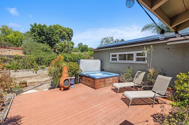 10720 Eureka Rd, Spring Valley CA: https://media.crmls.org/mediaz/50dafbe1-28a1-4044-b565-7426684e453f.jpg