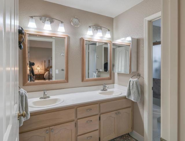 1139 Cape Cod Way, Salinas CA: https://media.crmls.org/mediaz/50dcd3a4-9183-4b10-ad40-aedfc4c85ff9.jpg