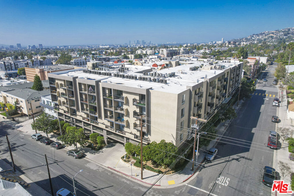 1601 N Fuller Avenue #303