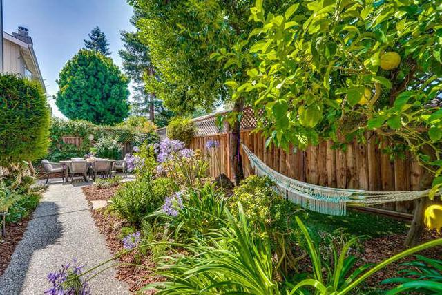 269 Bush Street, Mountain View CA: https://media.crmls.org/mediaz/50df8048-8527-4bdf-adf7-fb6d113a90b0.jpg