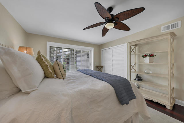 77463 Calle Mazatan, La Quinta CA: https://media.crmls.org/mediaz/50dfd3c4-472e-4a0d-a8d5-c1b85c4ee122.jpg