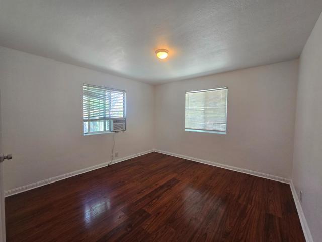 11541156 Civic Center Drive, Santa Clara CA: https://media.crmls.org/mediaz/50e2da3d-ef3a-4177-9680-bc159cfb5d43.jpg