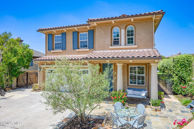 650 Astera Court, Newbury Park CA: https://media.crmls.org/mediaz/50e3e45f-d3d3-49e1-87d7-55b9e55c135a.jpg