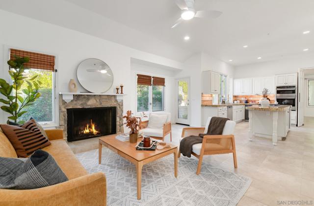 14231 Fox Run Row, San Diego CA: https://media.crmls.org/mediaz/50e40a14-52ad-46f5-9e7c-bedecf688fd7.jpg