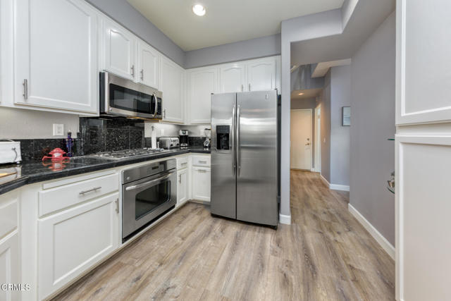 5235 Paseo Ricoso, Camarillo CA: https://media.crmls.org/mediaz/50e41f01-0d07-45dd-bf96-af8d17752d99.jpg