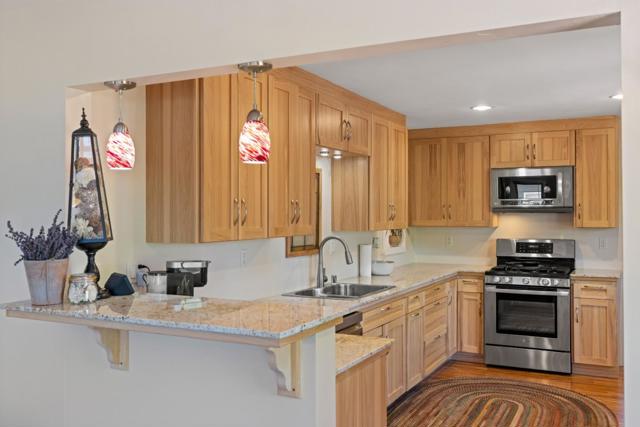10 Boronda Way, Del Rey Oaks CA: https://media.crmls.org/mediaz/50e63fad-e298-4128-b843-4b10bbc01a6e.jpg