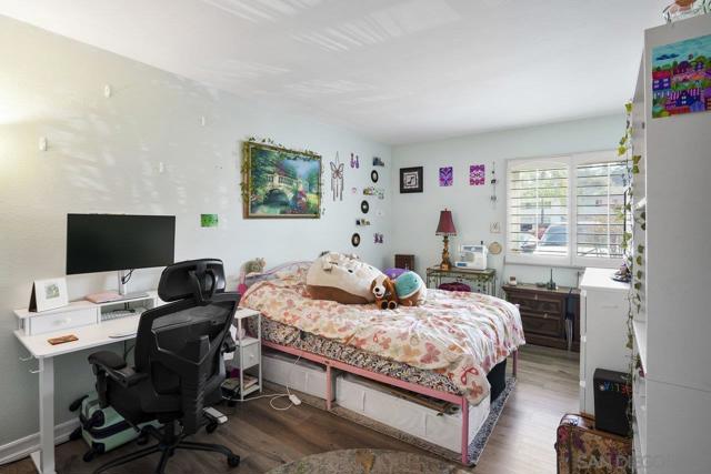 4060 Huerfano Ave, San Diego CA: https://media.crmls.org/mediaz/50e73e42-495a-403e-b873-fb594e4f8cf3.jpg