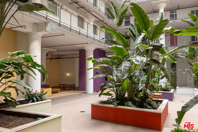 200 N San Fernando Road, Los Angeles CA: https://media.crmls.org/mediaz/50e79248-6d36-4491-bfa2-efaa78c03e4c.jpg