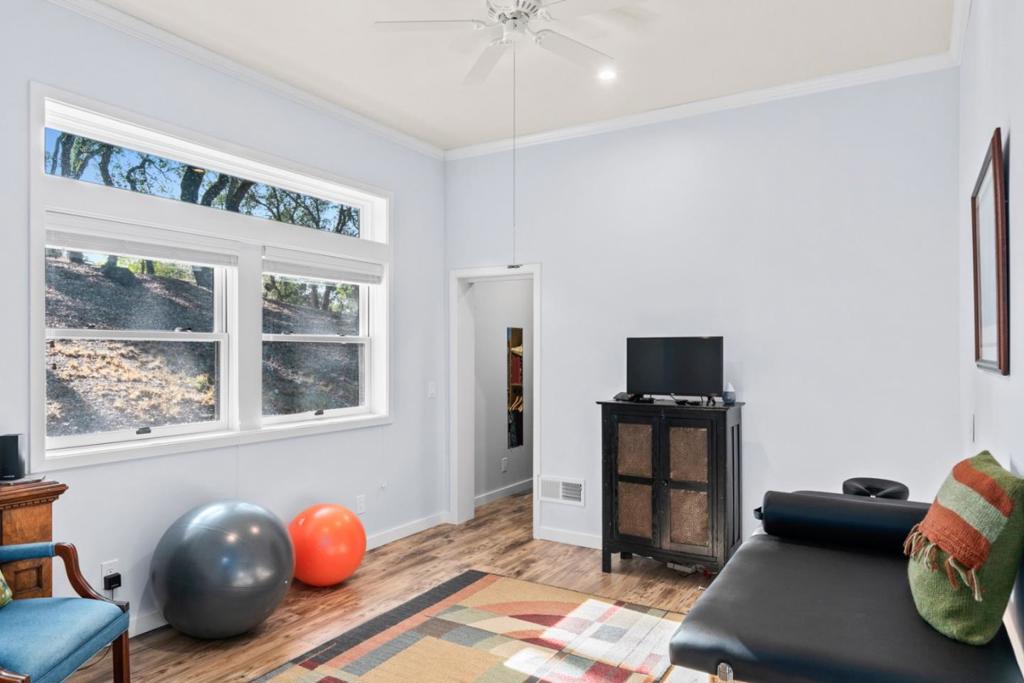 MLS #ML82011738 image #56