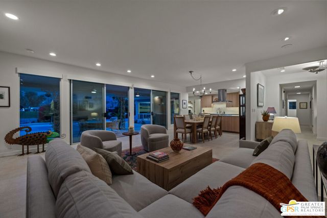 2367 S Yosemite Drive, Palm Springs CA: https://media.crmls.org/mediaz/50e80ba0-644e-42ca-8ec6-aab6755d3548.jpg