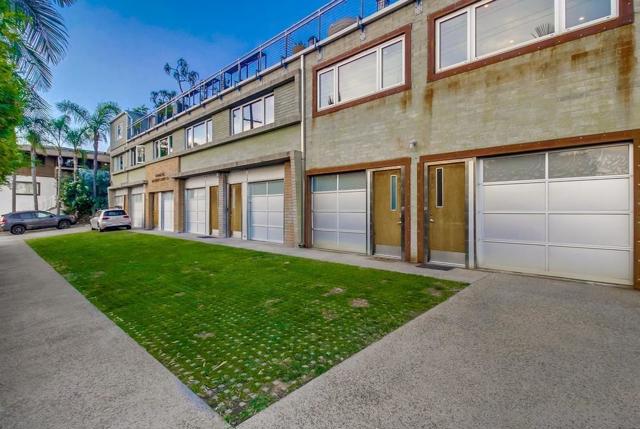 Image 3 of 56 For 3033 India St  8