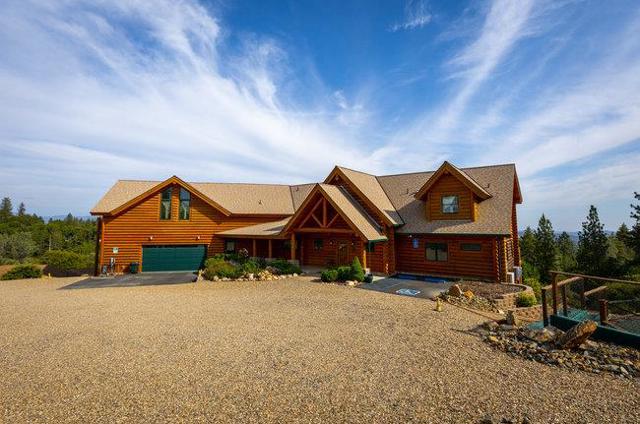 2081 Ponderosa Way, Murphys CA: https://media.crmls.org/mediaz/50e90440-2adc-4c92-b57a-508810627991.jpg