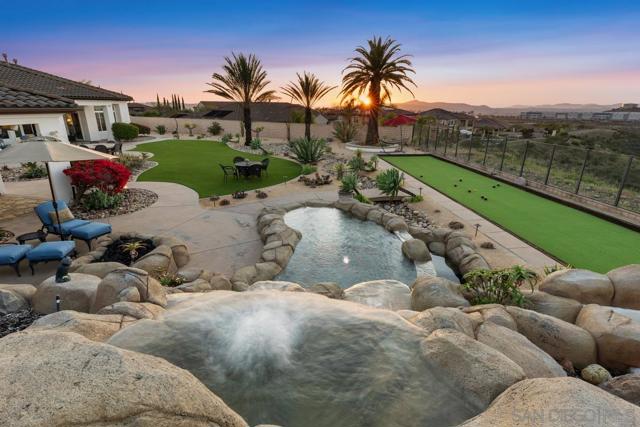 15674 Via Santa Pradera, San Diego CA: https://media.crmls.org/mediaz/50ea12b5-0b5d-45bd-a1af-b121b605e4d0.jpg