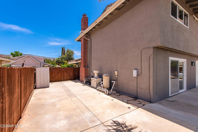 2763 Michael Drive, Newbury Park CA: https://media.crmls.org/mediaz/50ea2a84-f454-444d-97b4-9092dececbea.jpg