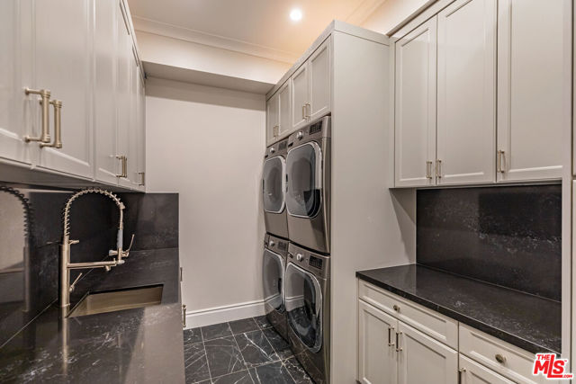 Image 35 of 42 For 722 Camden Drive