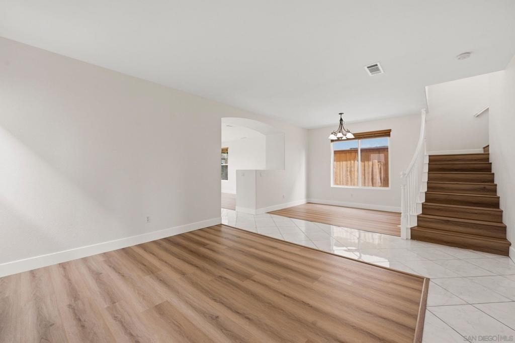 1499 Enchante Way - photo 5