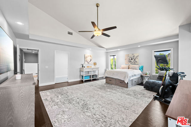 23716 Elkwood Street, West Hills CA: https://media.crmls.org/mediaz/50eb2188-89a3-4a0b-8961-aebe85145aea.jpg