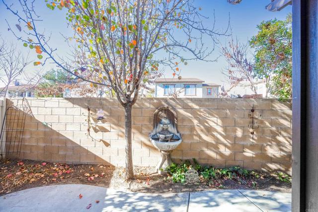 Detail Gallery Image 28 of 39 For 31938 Red Pine Way #93,  Temecula,  CA 92592 - 3 Beds | 2/1 Baths