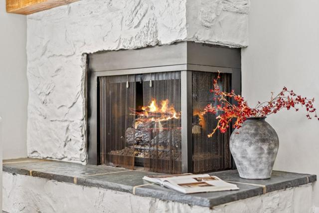 406 Belle Monti Court, Aptos CA: https://media.crmls.org/mediaz/50eb96ab-df0f-4af8-b289-44b5ed51d137.jpg