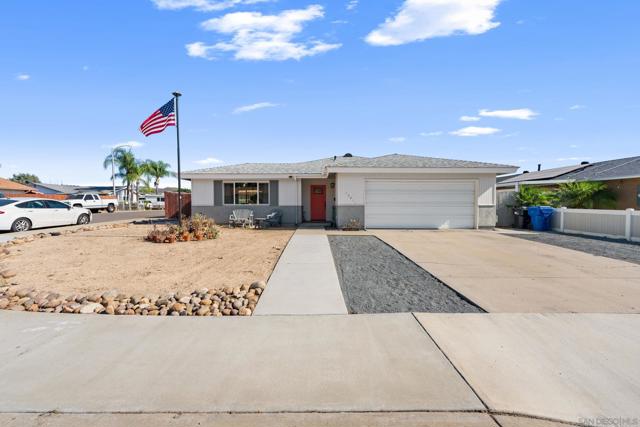 13011 Laurel St, Lakeside CA: https://media.crmls.org/mediaz/50ec07e4-e02b-4ef2-bbc8-9605441b1eeb.jpg