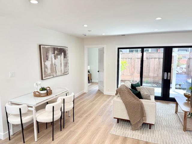 3845 East Lake Way, Redwood City CA: https://media.crmls.org/mediaz/50ec2c46-2c56-468b-a6ed-d8f7a9ef7452.jpg