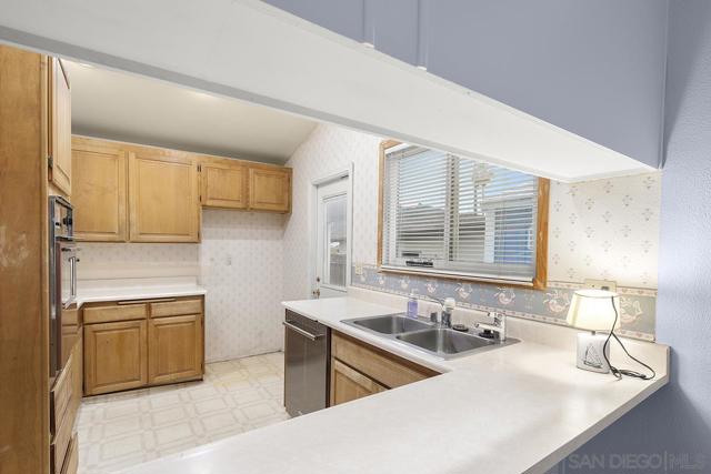 7111 Regner Rd, San Diego CA: https://media.crmls.org/mediaz/50ed0db1-a49b-41a5-aeec-ba82b70e53a6.jpg
